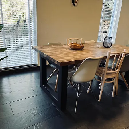 Bij Boom Wenum-Wiesel